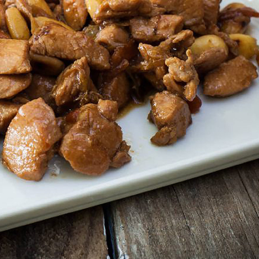 CinnamonChickenWithAlmondFlakes