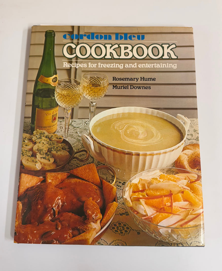 Cordon Bleu Cookbook – Recipes for freezing and entertaining  (Rosemary Hume and Muriel Downes)