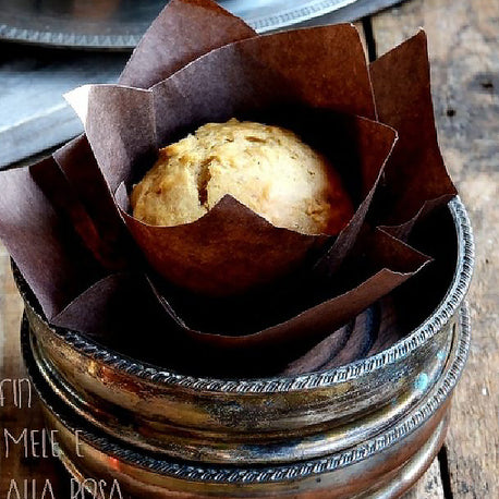 Rose-scented Apple Muffins