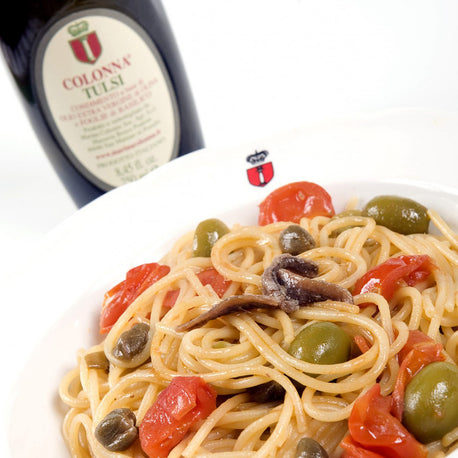 Spaghetti puttanesca style with Colonna tulsi oil